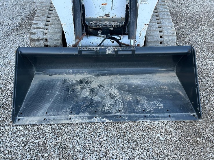 2022-bobcat-t870-image-9