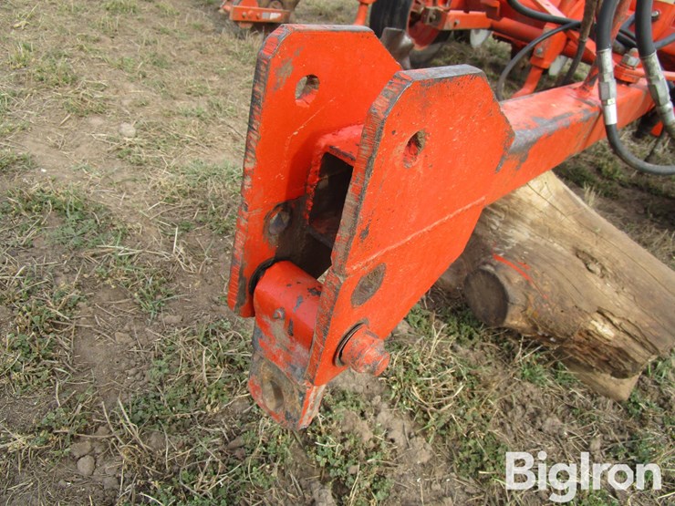 allis-chalmers-6r30-pull-type-planter-image-9