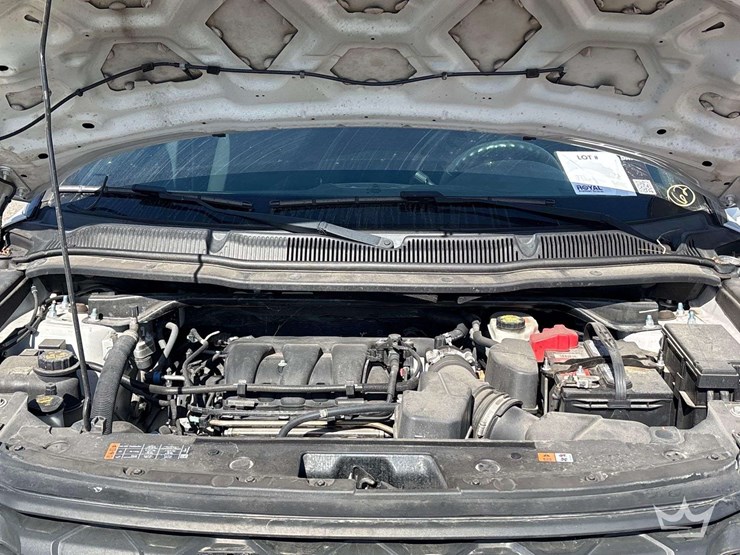 2017-ford-explorer-image-9