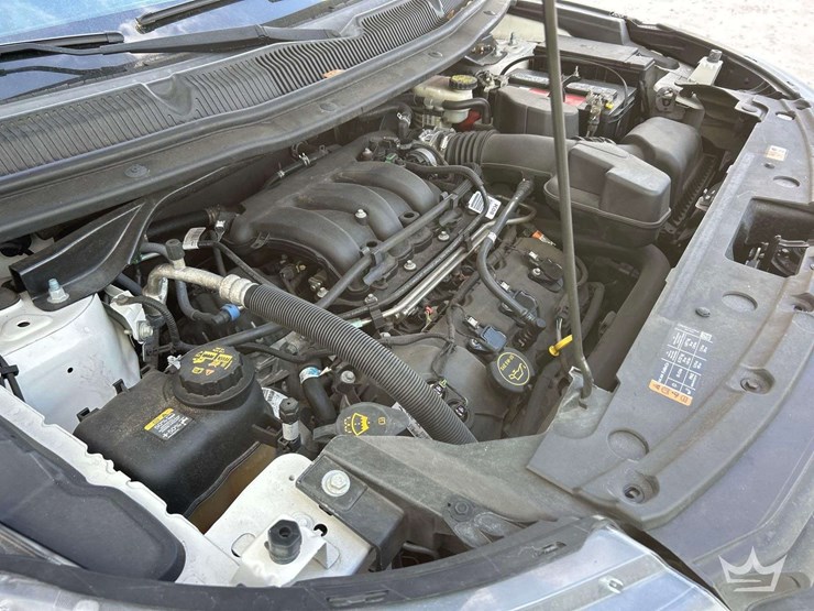 2017-ford-explorer-image-9