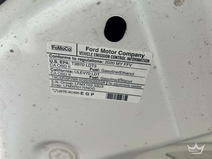 2020-ford-explorer-image-10