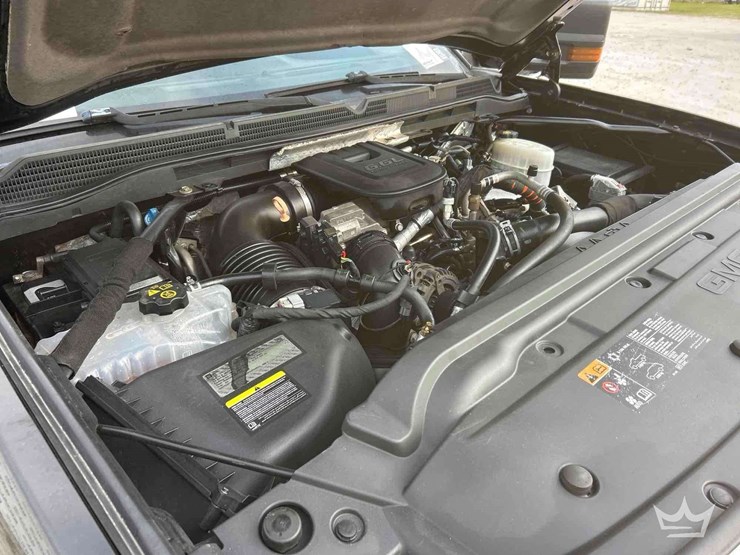 2015-gmc-sierra-3500-image-9