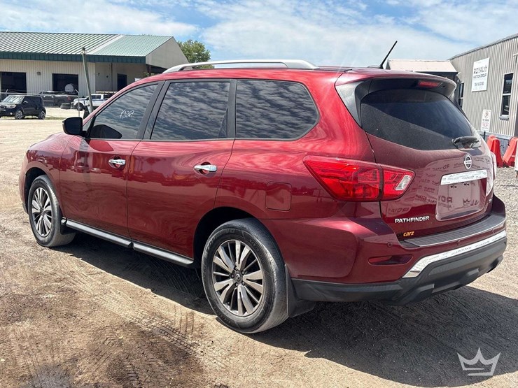 2018-nissan-pathfinder-image-4