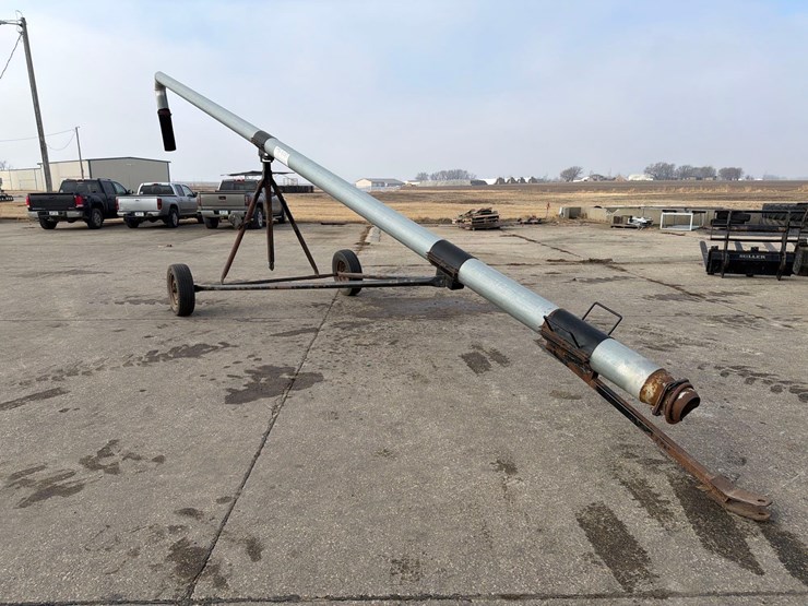 8”-x-35ft-manure-unload-stand-image-1