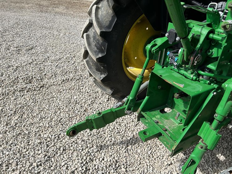 2021-john-deere-5055e-image-14