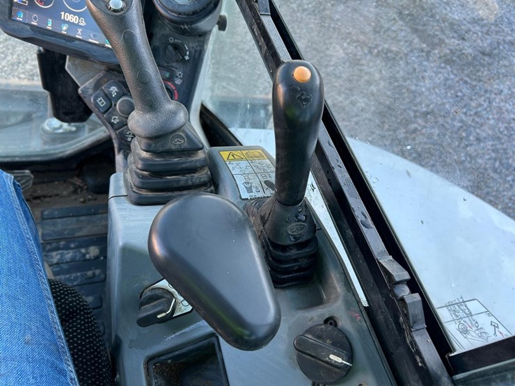 2022-bobcat-e50-image-23