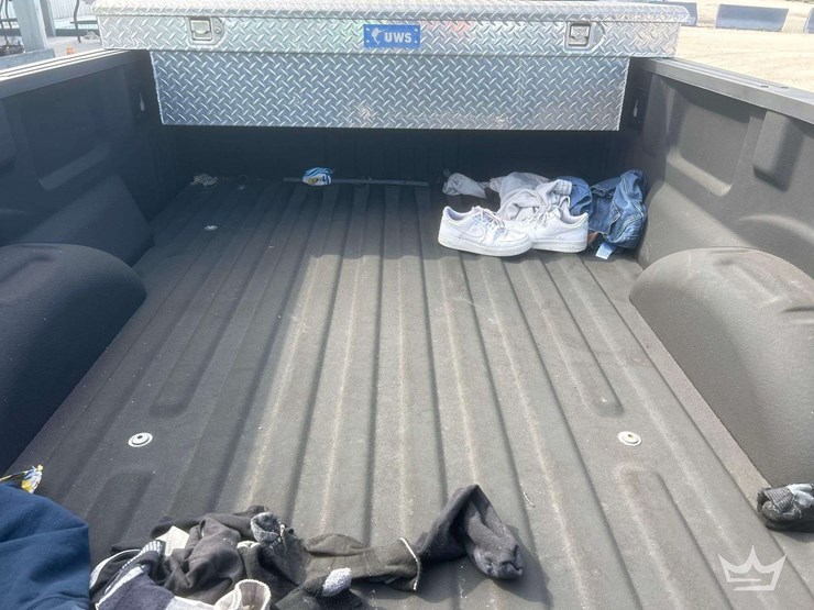 2017-ford-f150-image-12