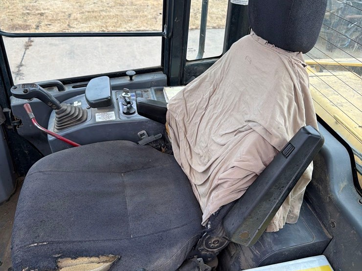 2007-komatsu-wa250-5l-image-46