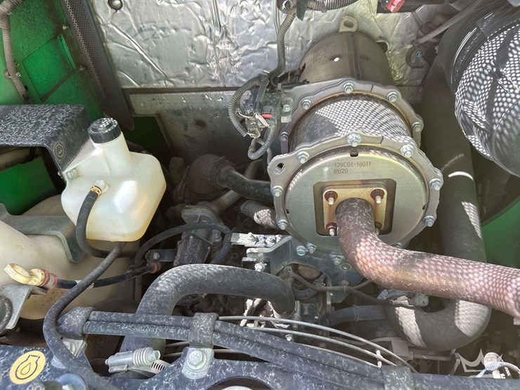 2019-deere-314g-image-8