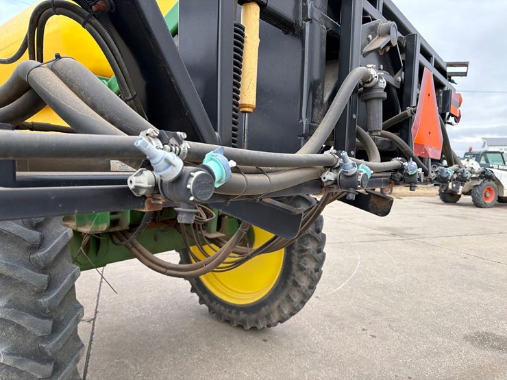 redball-570-image-26