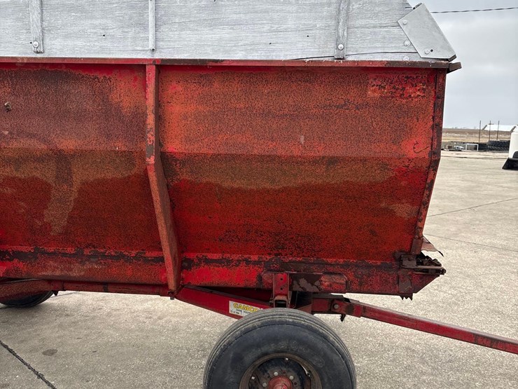 roorda-rear-unload-12ft-silage-wagon-image-16