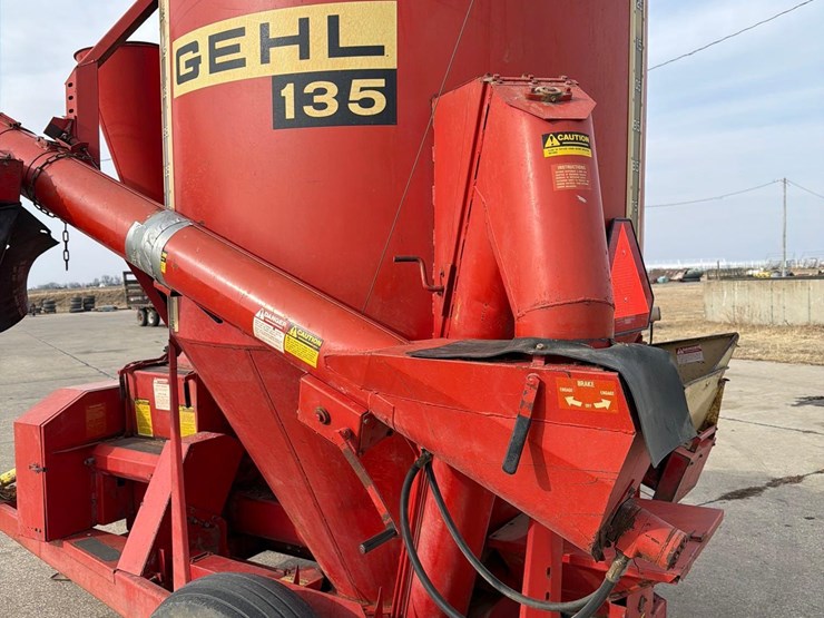gehl-135-image-37