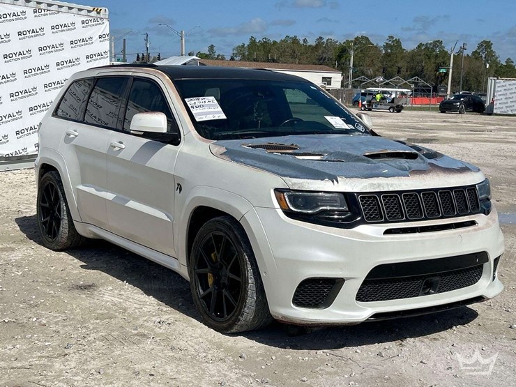2018-jeep-grand-cherokee-image-2
