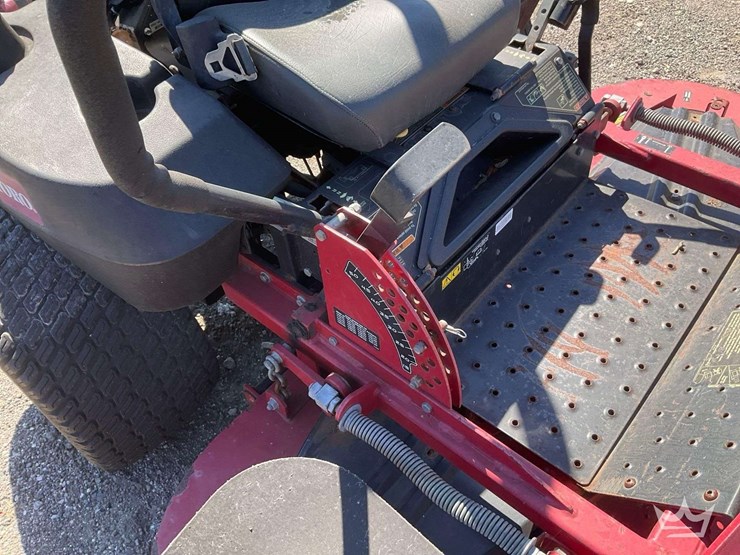 toro-z-master-z-turn-commercial-motor-image-10