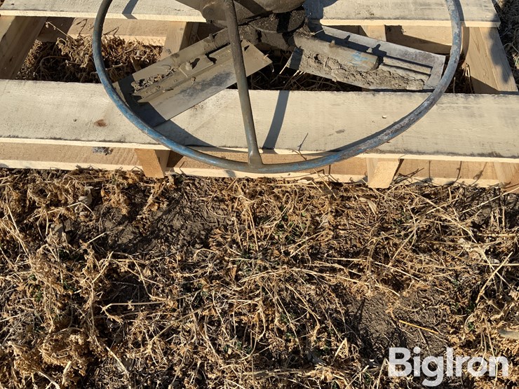 concrete-power-trowel-image-12