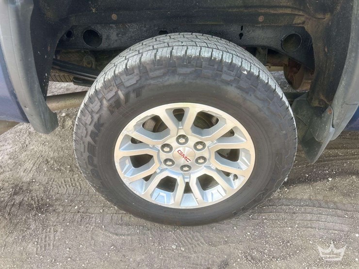 2018-gmc-sierra-1500-sle-image-23