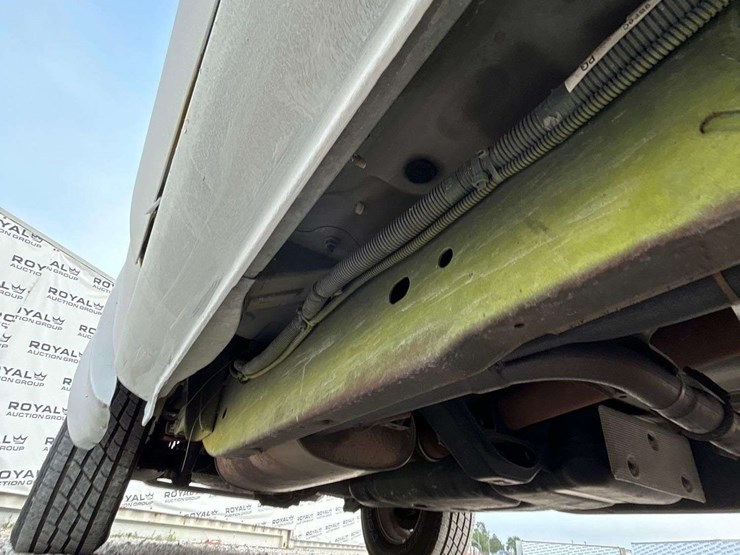 2015-nissan-frontier-image-28