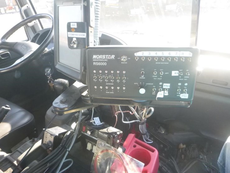 2002-gmc-t6500-image-7