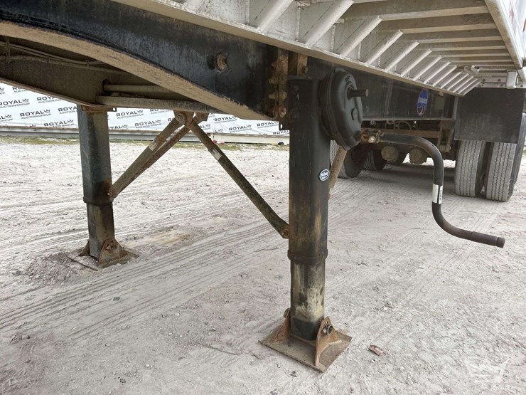 12ft-t/a-utility-trailer-image-8