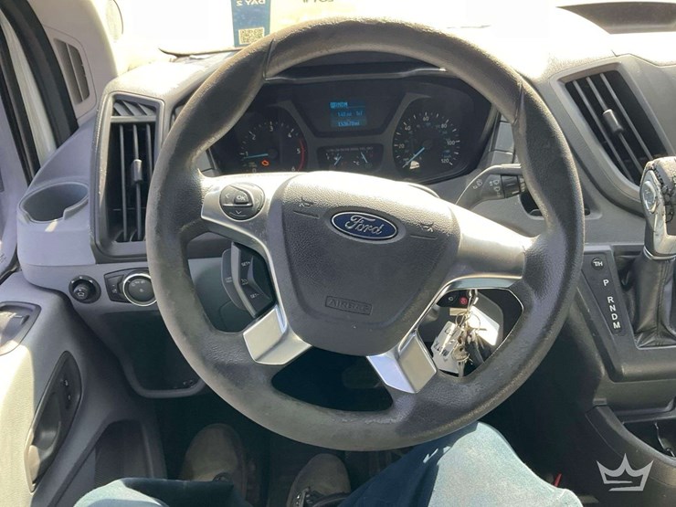 2015-ford-transit-image-14