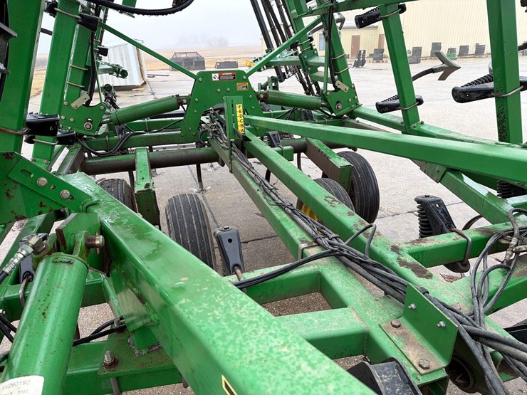 john-deere-726-image-28