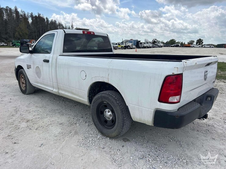 2019-dodge-1500-image-4