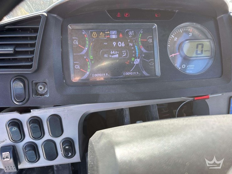 2016-komatsu-wa320-8-image-17