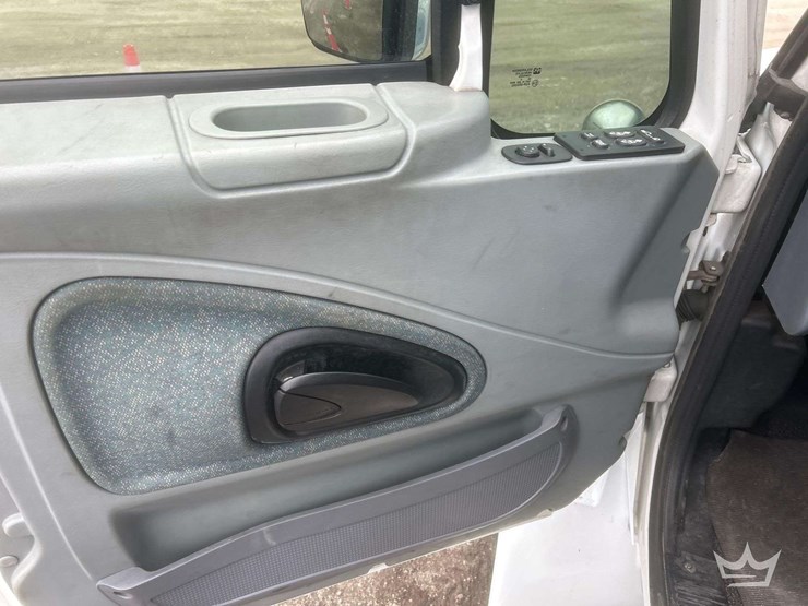 2006-international-durastar-4400-image-11