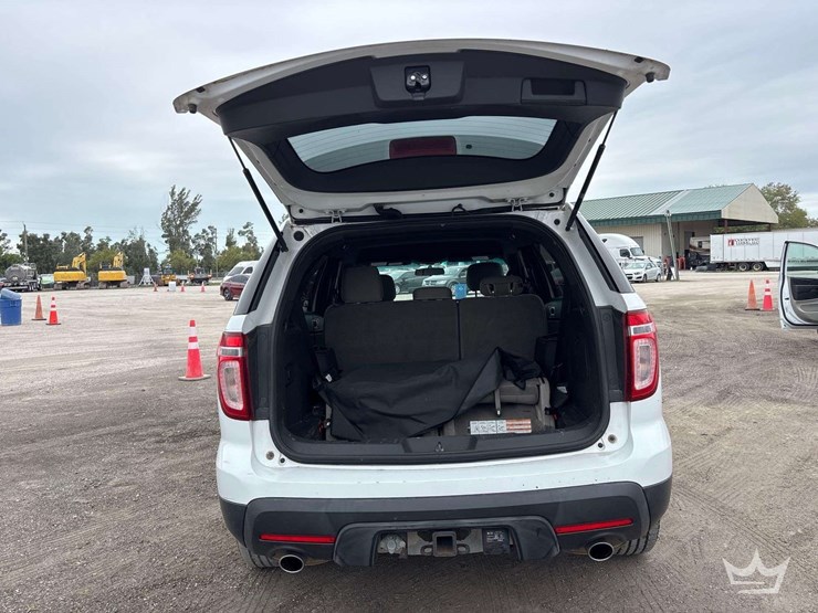 2013-ford-explorer-image-20