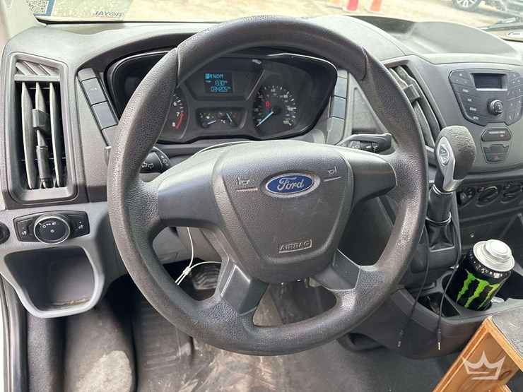 2016-ford-transit-image-17