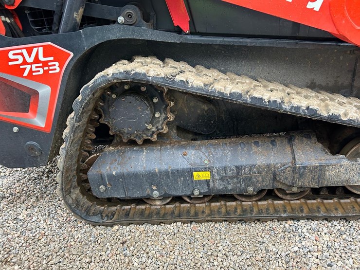 kubota-svl75-3-image-13