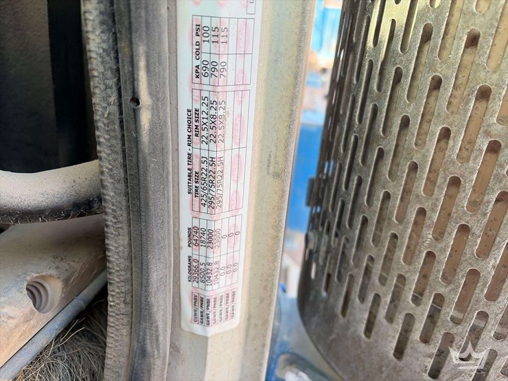 2007-peterbilt-379-image-7