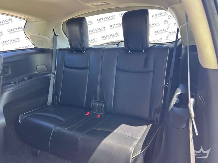 2018-infiniti-qx60-suv-image-17