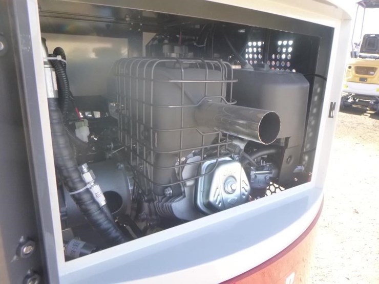 bttl-et15h-6-hydraulic-excavator-image-24