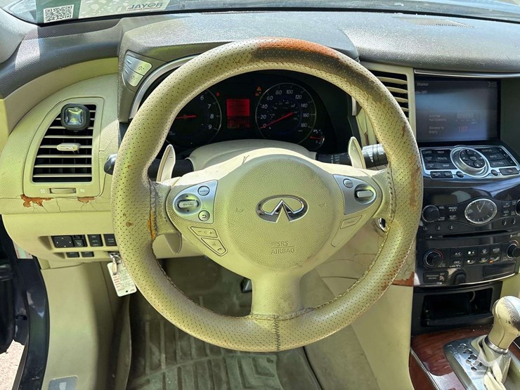 2009-infiniti-fx35-image-17