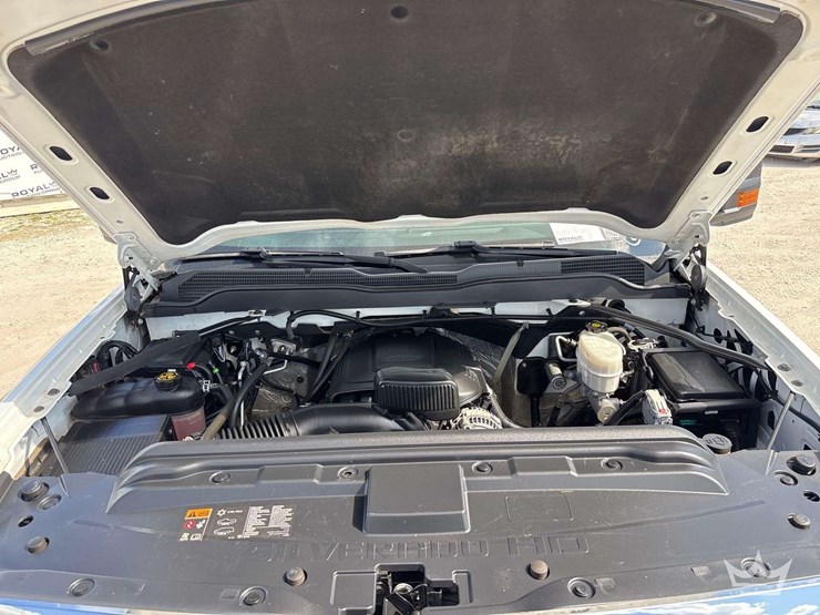 2019-chevrolet-silverado-2500hd-image-10