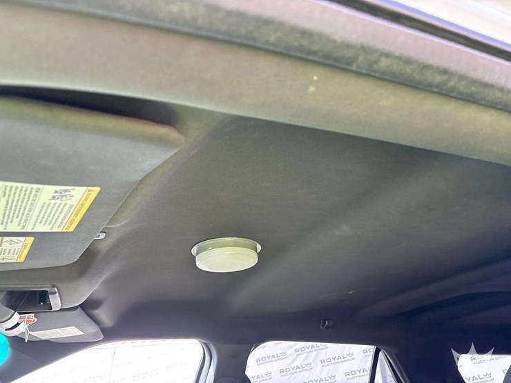 2015-ford-explorer-image-17