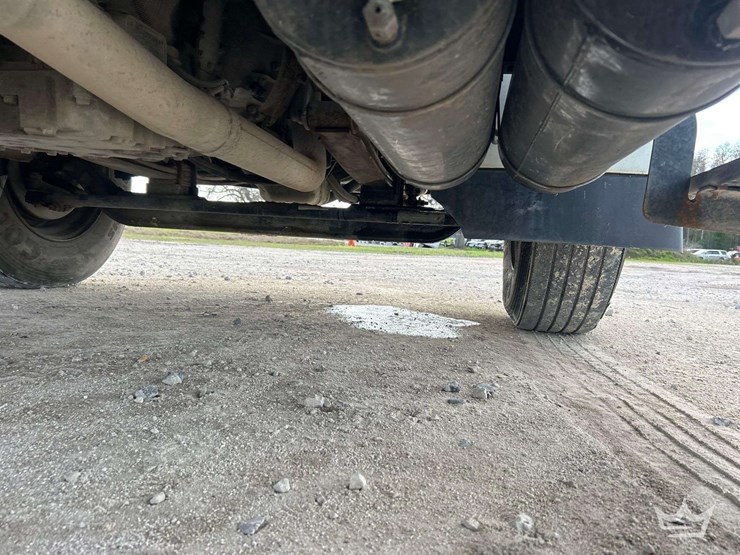 2007-international-durastar-4300-image-21