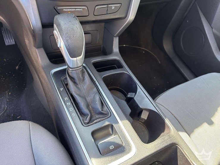 2017-ford-escape-image-18