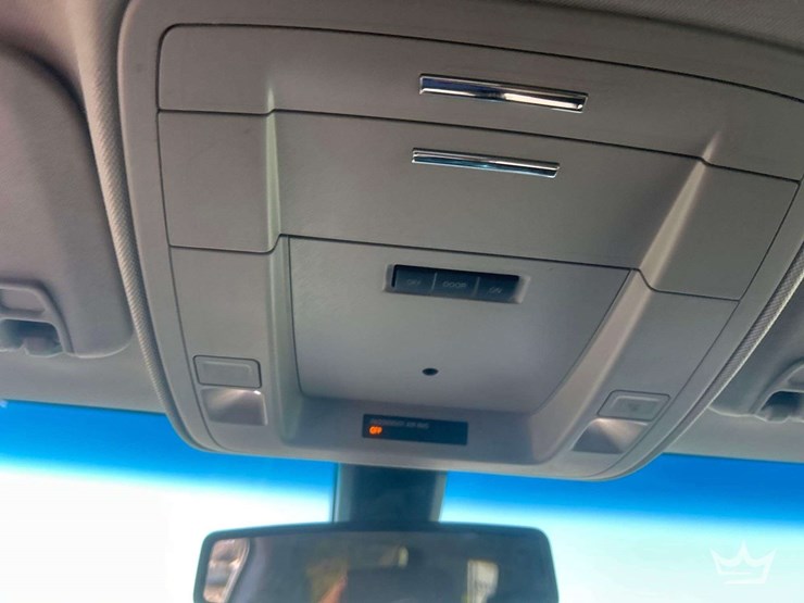 2018-chevrolet-tahoe-image-23