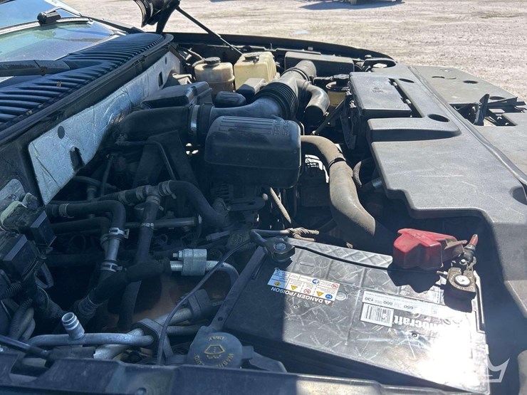 2011-ford-expedition-image-8