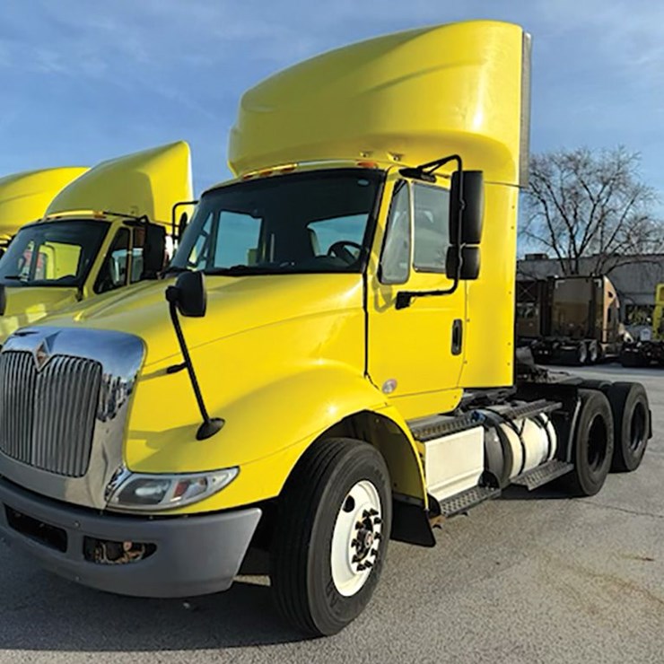 2016 INTERNATIONAL 8600