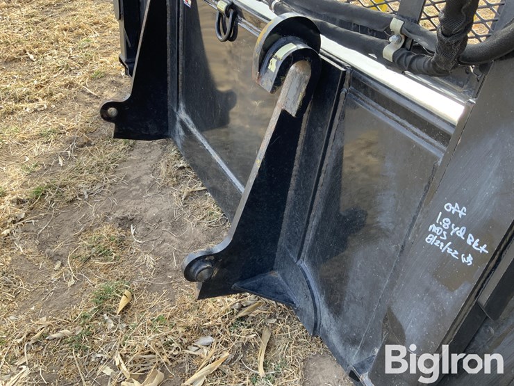 2023-mds-1.8yd-bucket-image-18