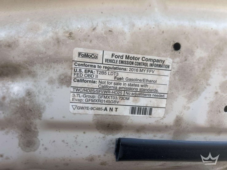 2016-ford-explorer-image-26