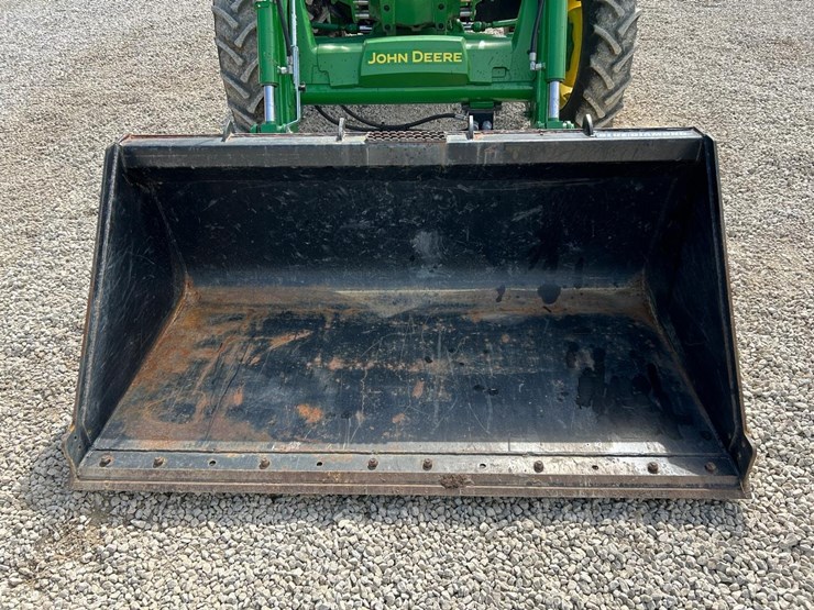 2021-john-deere-5055e-image-9