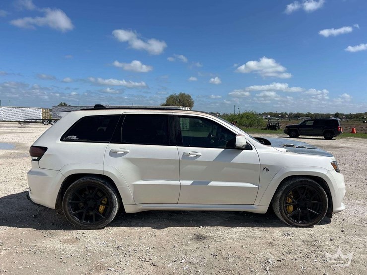 2018-jeep-grand-cherokee-image-29