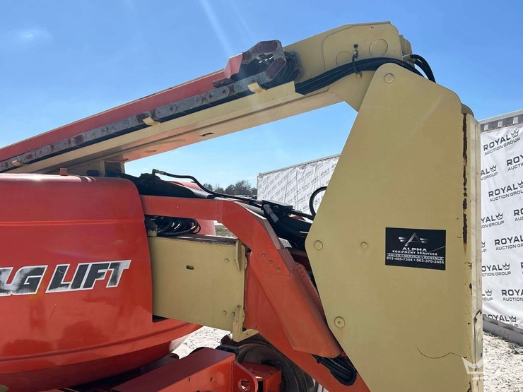 2007-jlg-600hj-60ft-4x4-articulating-boom-lift-image-16