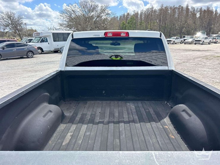 2012-dodge-1500-image-21