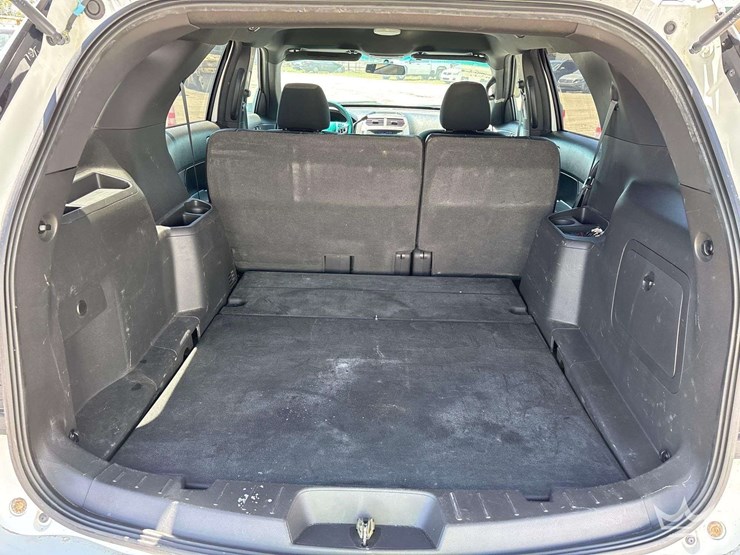 2013-ford-explorer-image-6