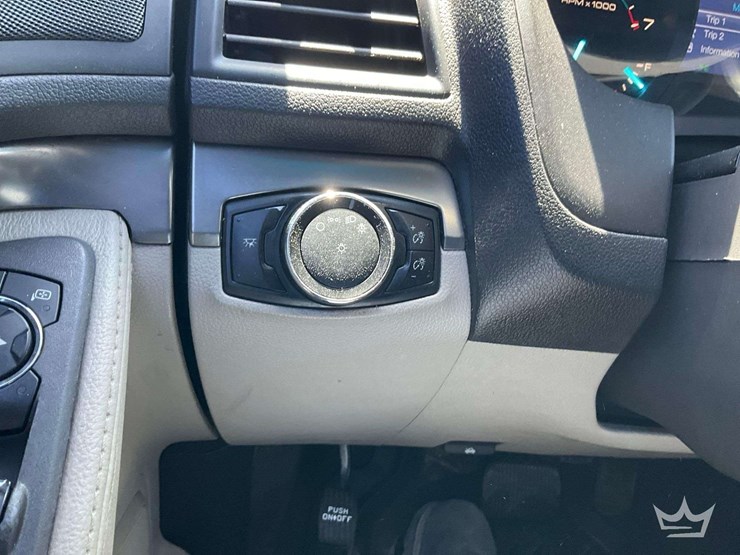 2014-ford-explorer-image-20